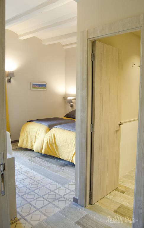 Hostal 1888 จิโรเนยา ภายนอก รูปภาพ